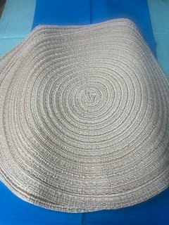 Gandeer Round Woven Placemats